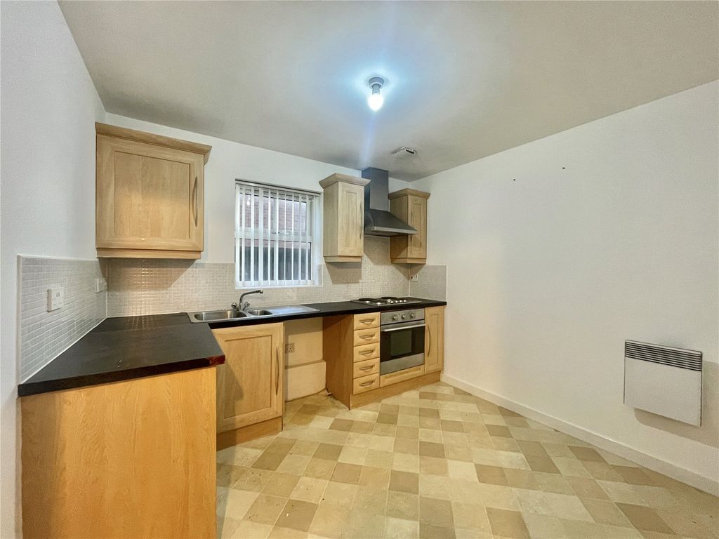 Property photo 3 of 6 Picture No. 06