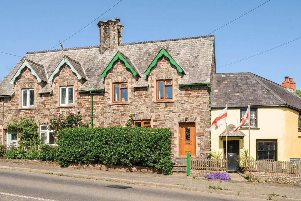 Property photo 2 of 23 1466013-29-6A171Ad771F14-Arw-1