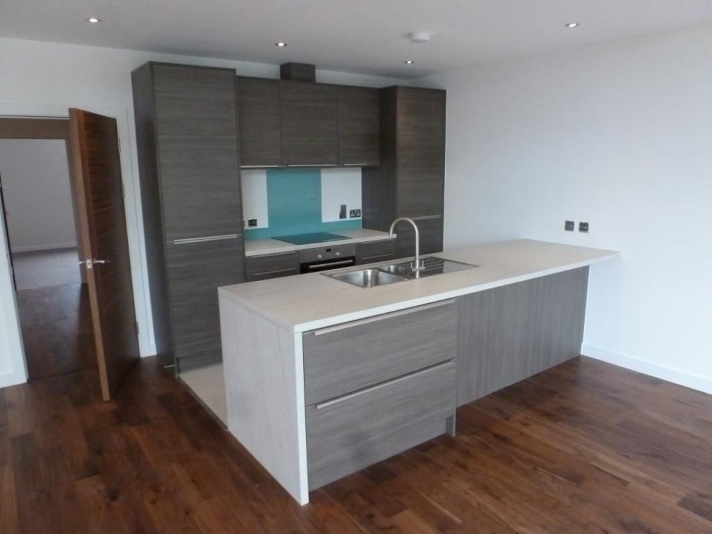 Property photo 3 of 15 Kitchen