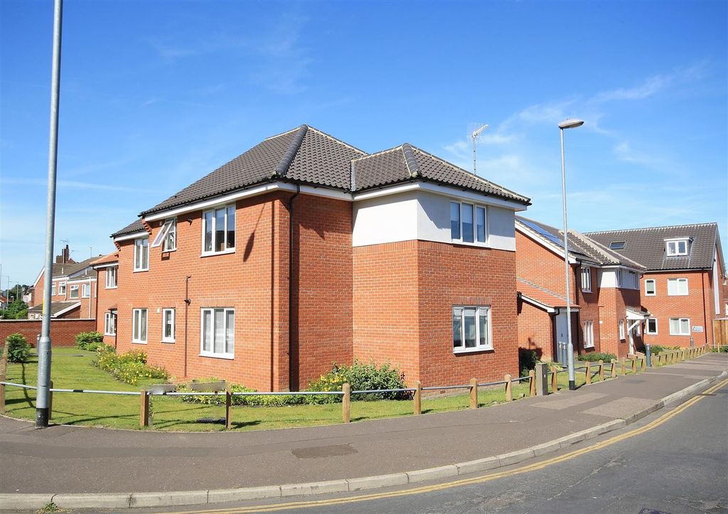 Property photo 1 of 11 Img_9003.Jpg