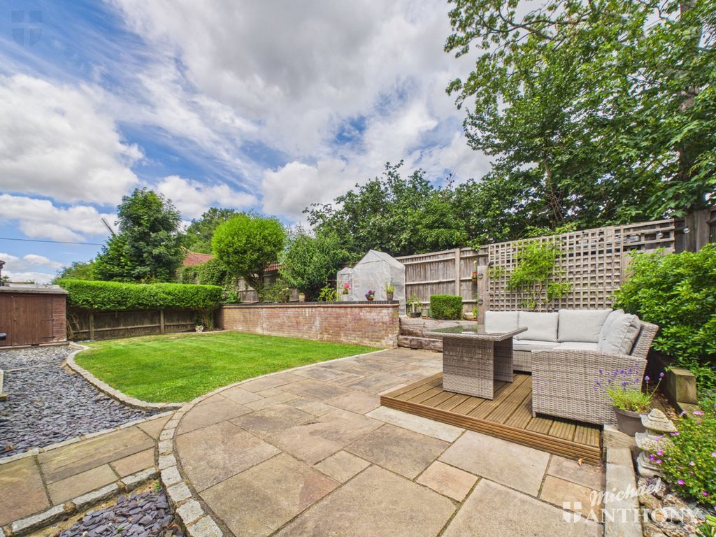 Property photo 3 of 19 52Aa748B8A324786Beb5F45c4F4d56A5_100_Cam03218G0-Pr1080-Still007