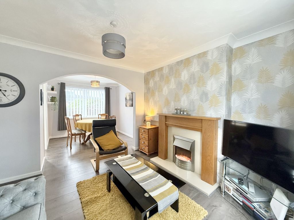 Property photo 3 of 17 Img_8523