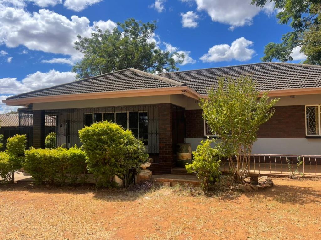 Property photo 3 of 19