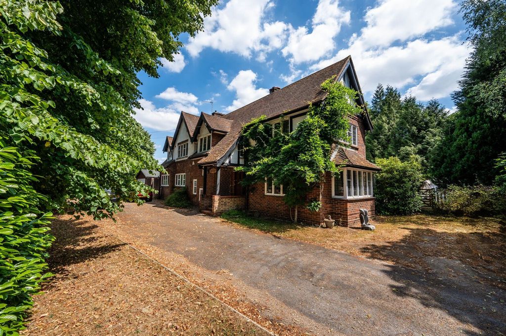 Property photo 1 of 23