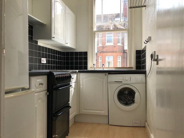 Property photo 2 of 5 Kitchen