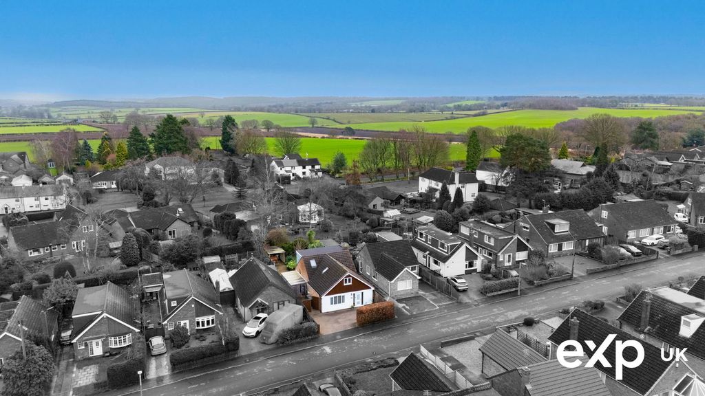 Property photo 2 of 25