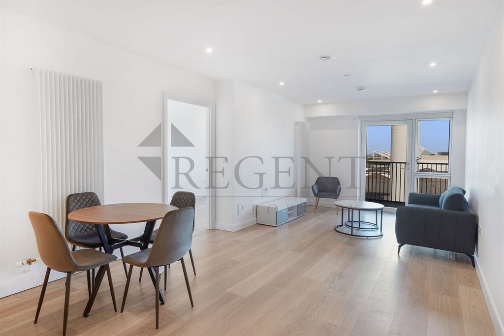Property photo 1 of 18 (Main)