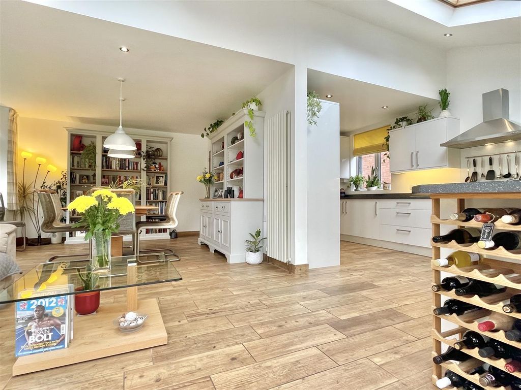 Property photo 2 of 28 Open Plan Kitchen/ Diner