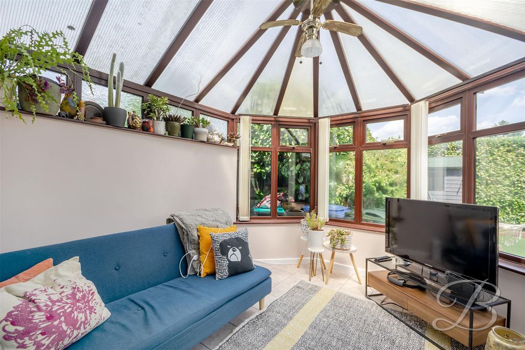 Property photo 3 of 29 Ccltd-21.Jpg