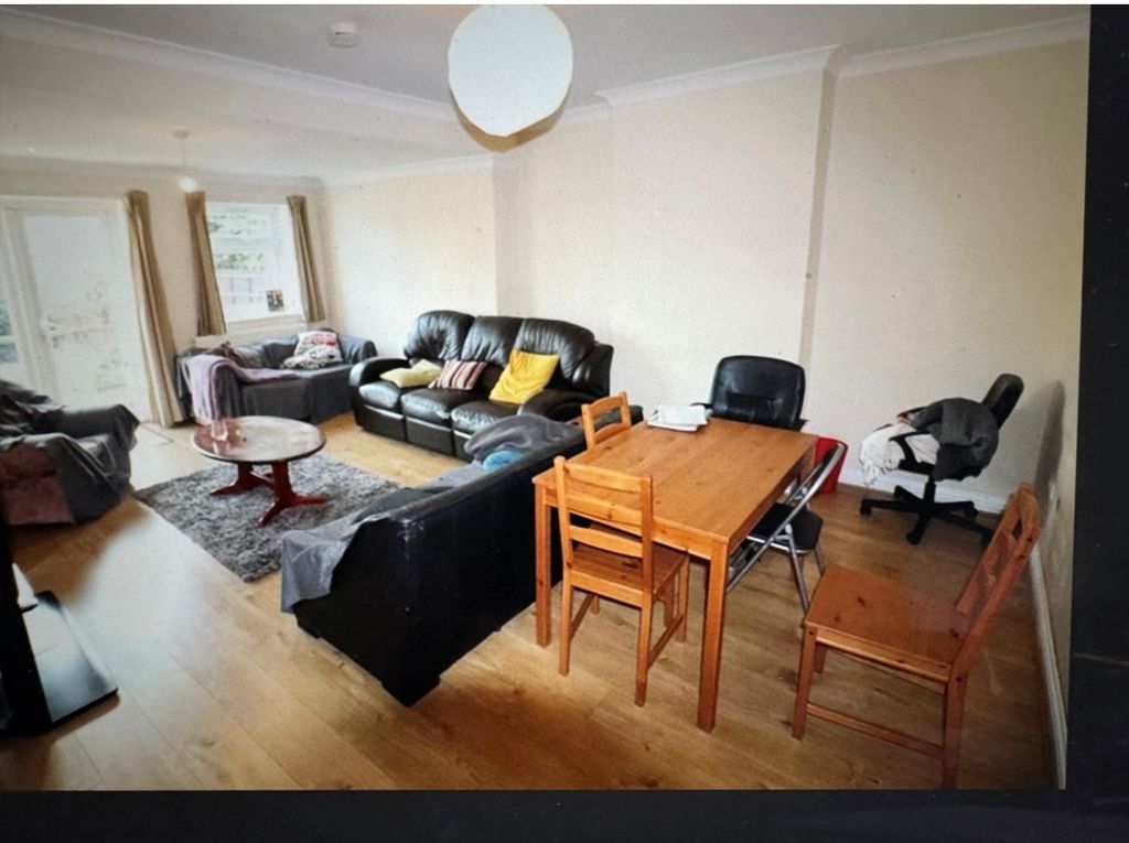 Property photo 1 of 14 Images