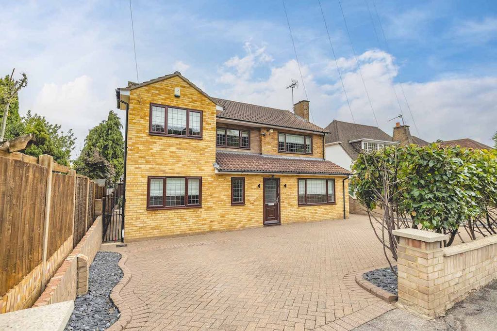 Property photo 1 of 22