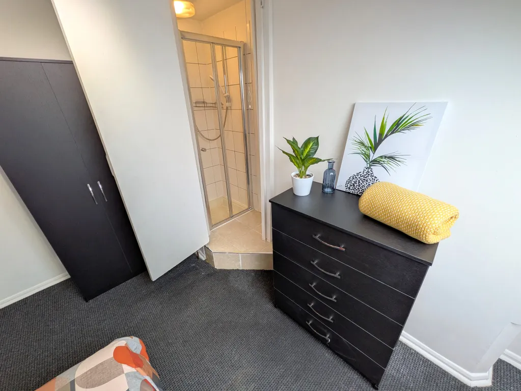 House in Nottingham, Mapperley Park - More