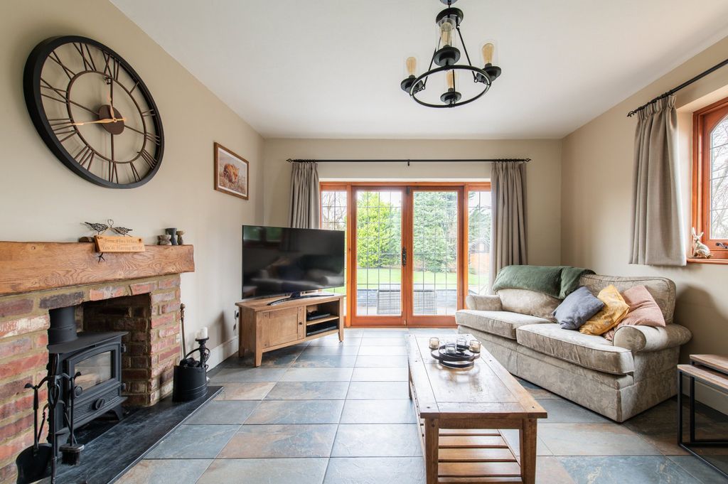 Property photo 3 of 38 Picture No. 52