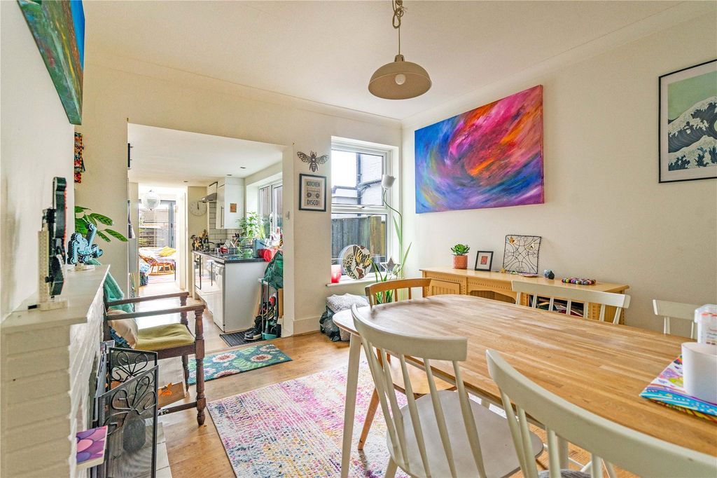 Property photo 3 of 14 Dining Room