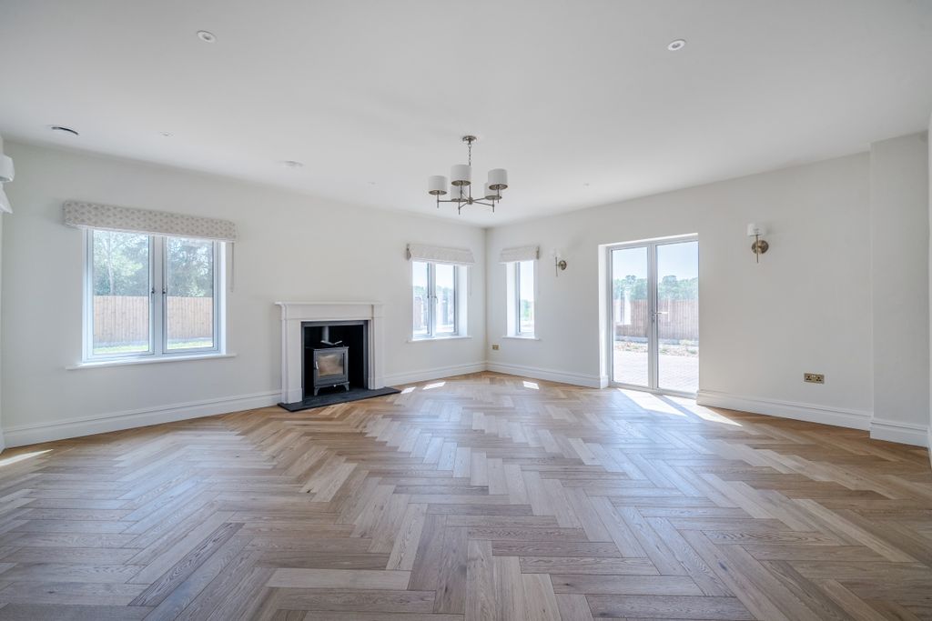 Property photo 3 of 24 Sitting Room - Fl...