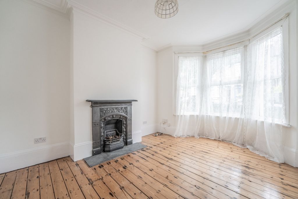 Property photo 2 of 22 2528633