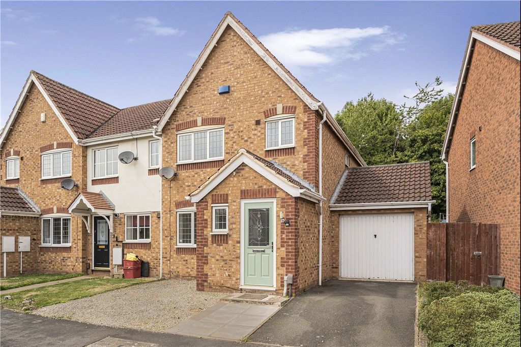 Property photo 1 of 19 Picture No. 01