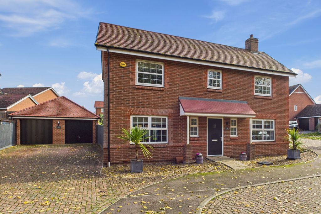 Property photo 1 of 16 Front Of House