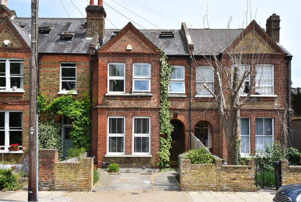 Property photo 1 of 30
