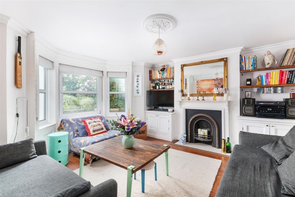 Property photo 1 of 13