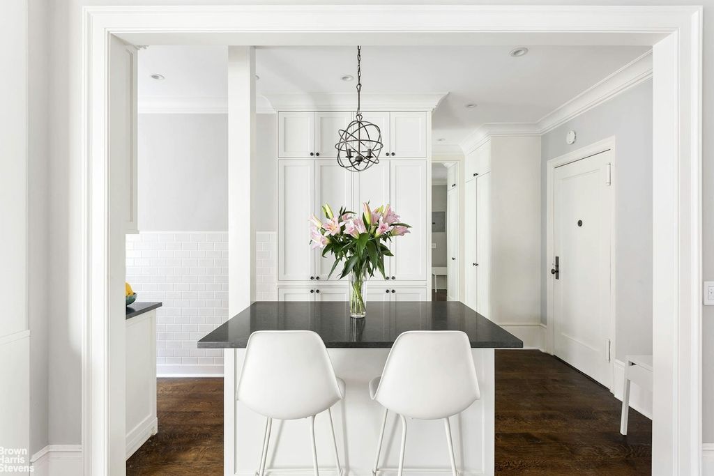 Property photo 3 of 12 <Alttext/>