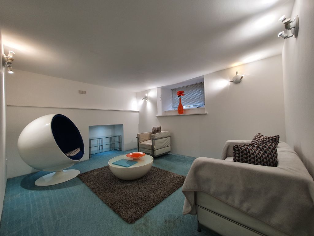 Property photo 2 of 13 Living Room