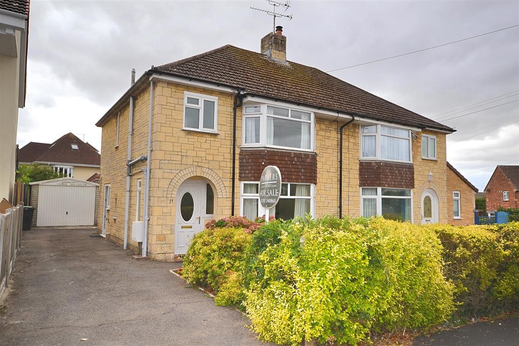 Property photo 1 of 12 12.Png