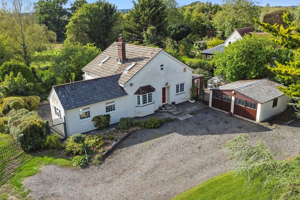 Property photo 1 of 30