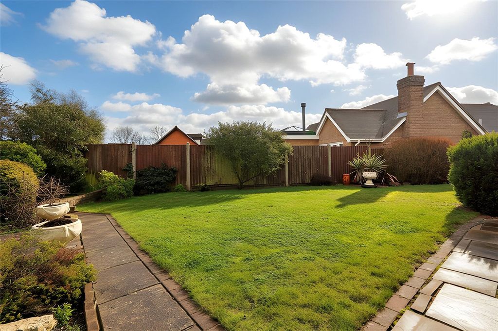 Property photo 3 of 19 Picture No. 53
