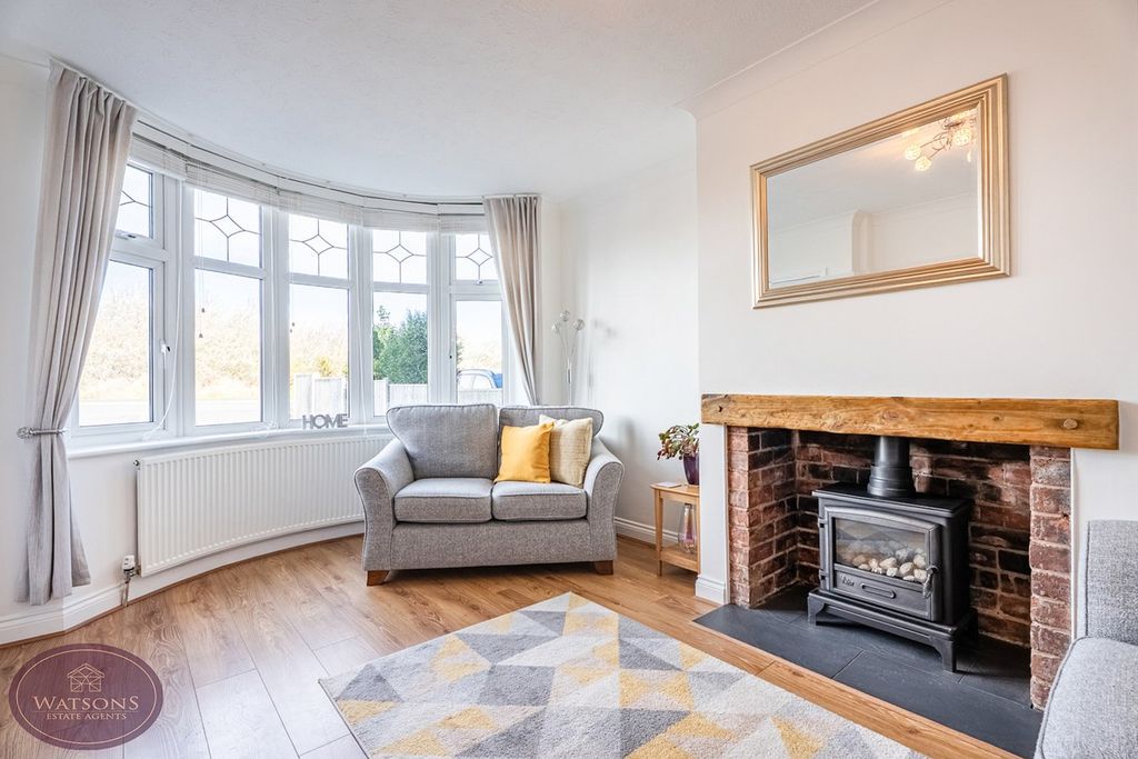 Property photo 2 of 26