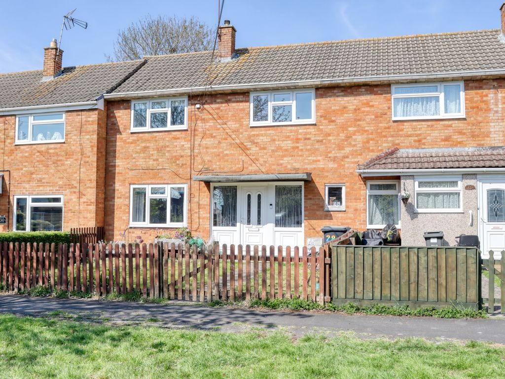 Property photo 1 of 14 Front Ewemove Swindon South