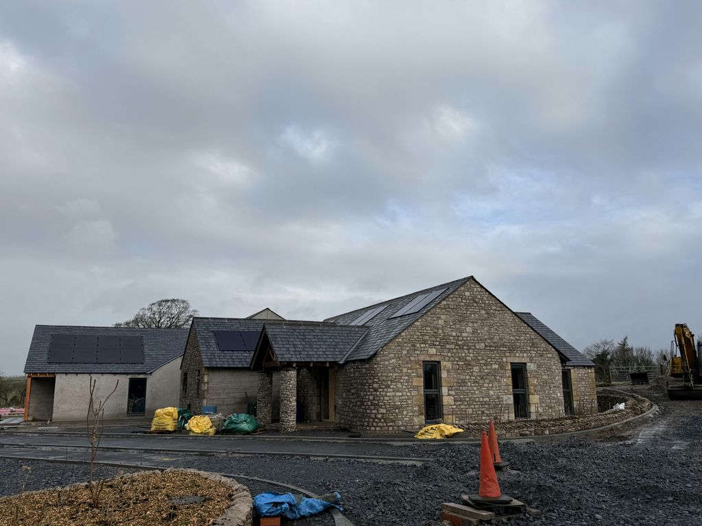 Property photo 2 of 7 Img_0940.Jpeg