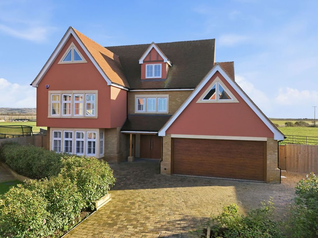 Property photo 1 of 23