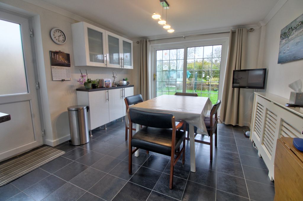 Property photo 3 of 12 Photo #3