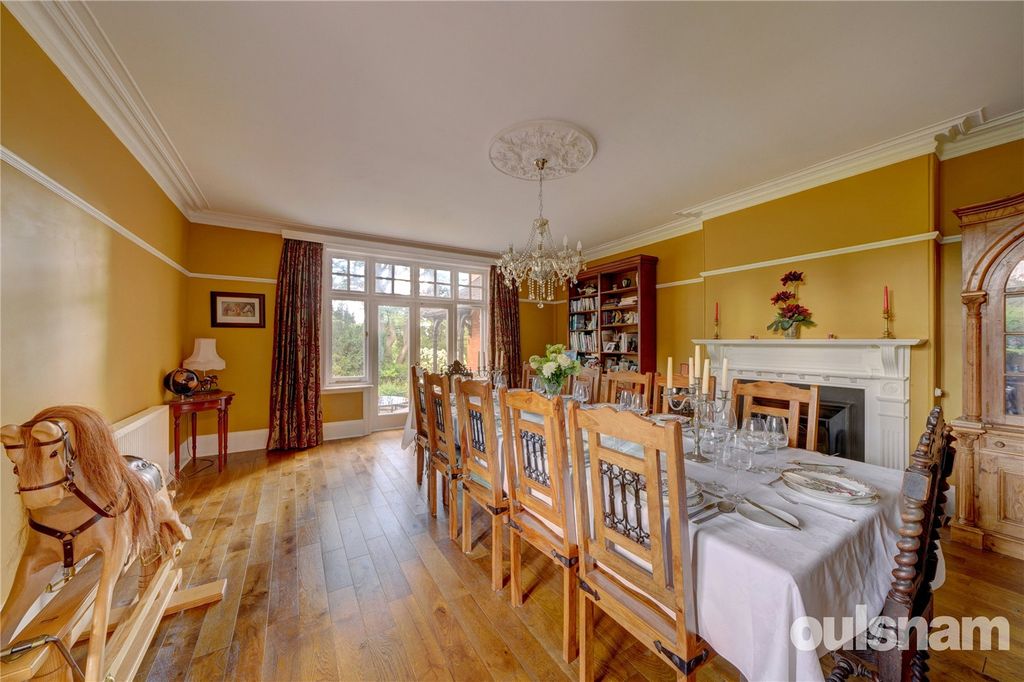 Property photo 3 of 23 Picture No. 27