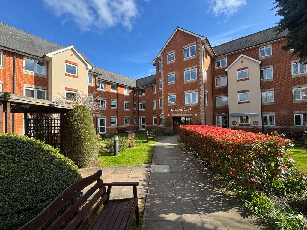 Property photo 1 of 9 Front