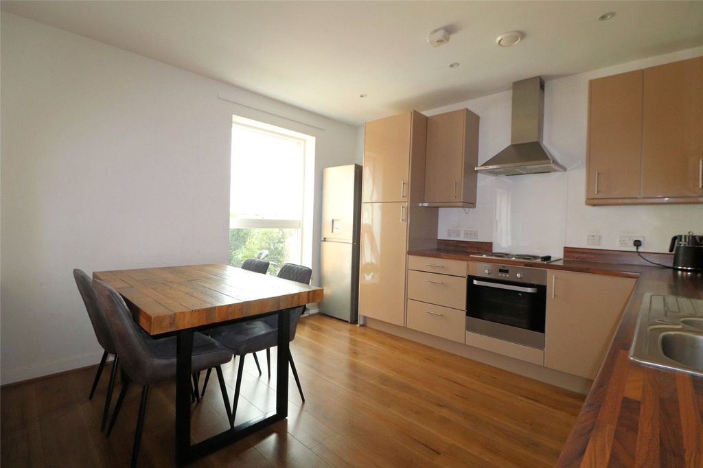 Property photo 3 of 17 Picture No. 20