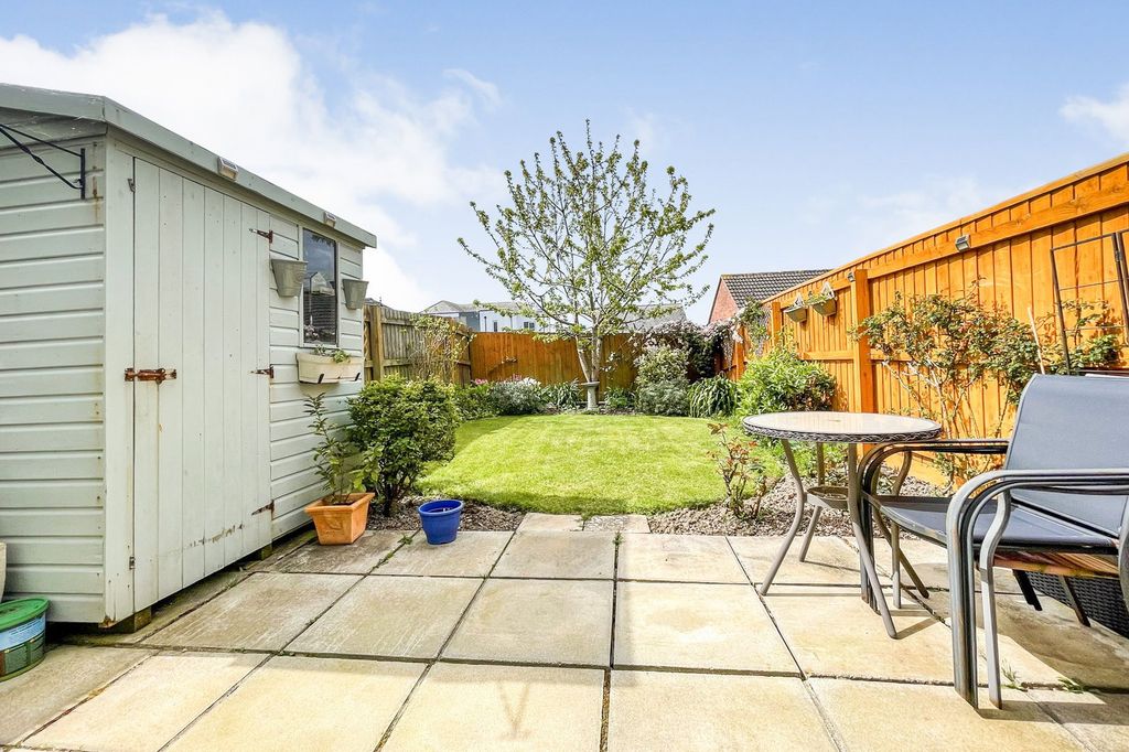 Property photo 2 of 15