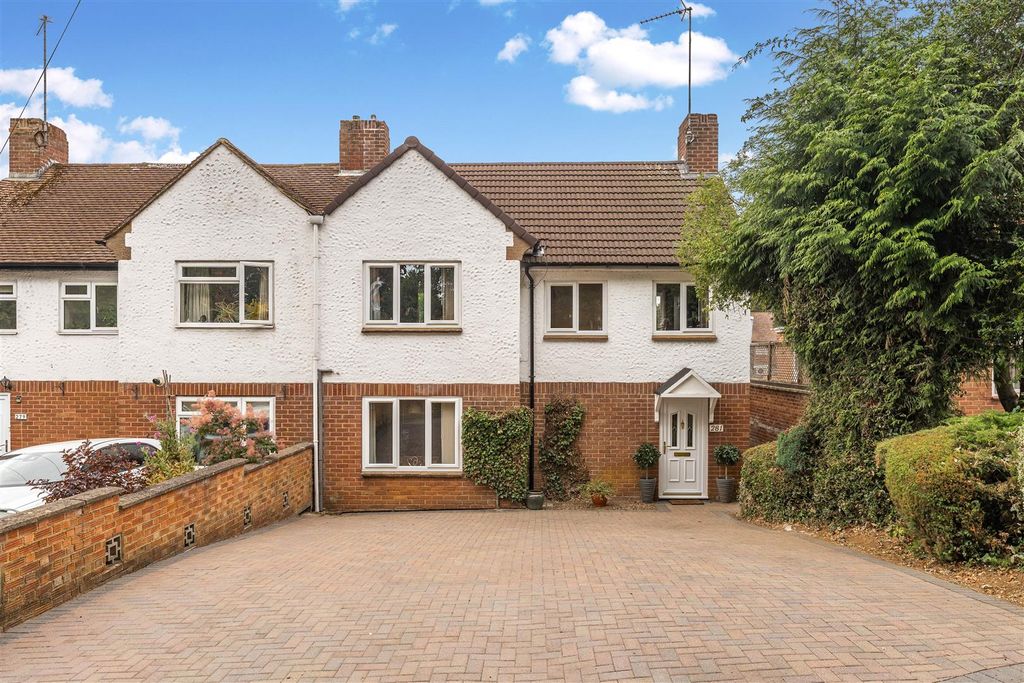 Property photo 1 of 18 281 Warwick Road, Banbury-1.Jpg