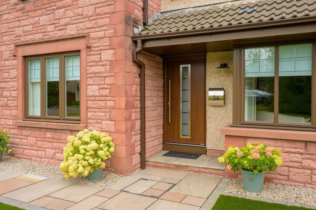Property photo 2 of 50
