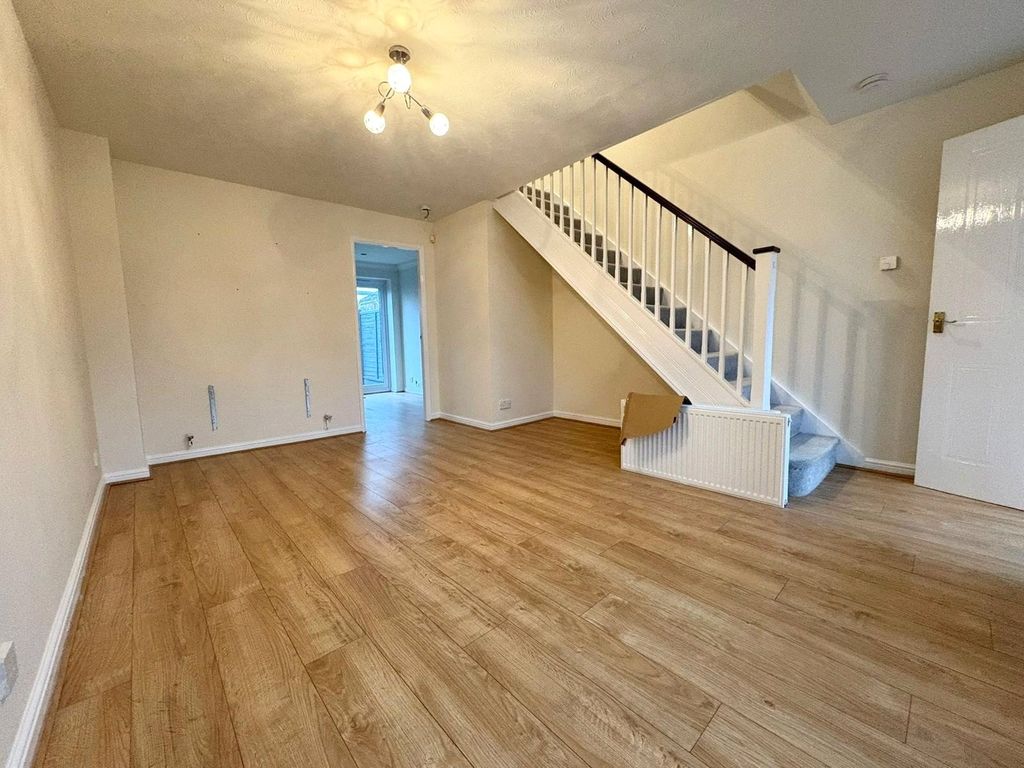 Property photo 3 of 16 Picture No. 15