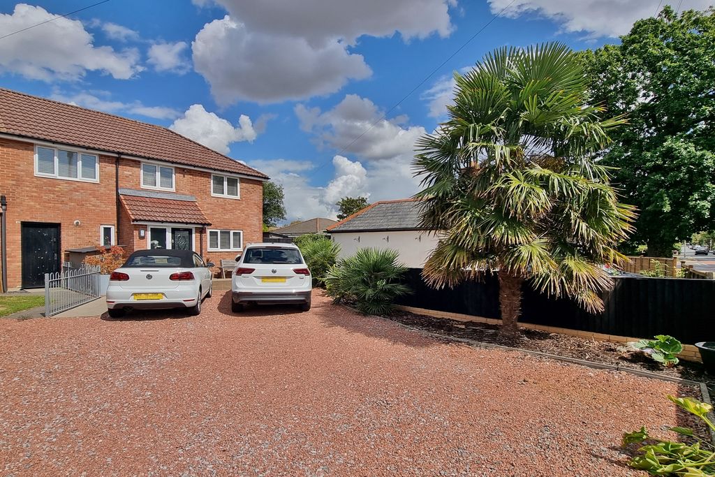 Property photo 1 of 23