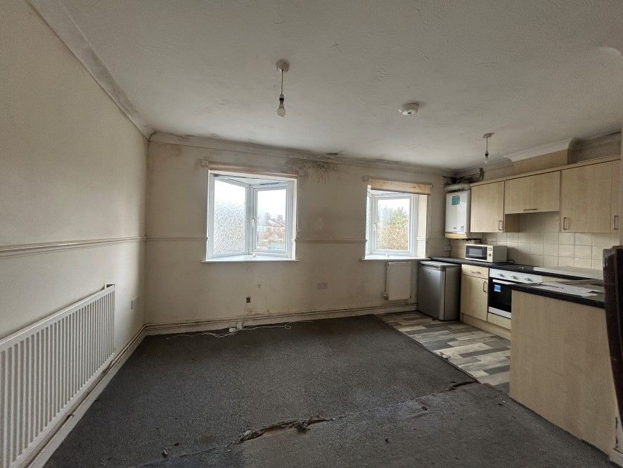 Property photo 2 of 7