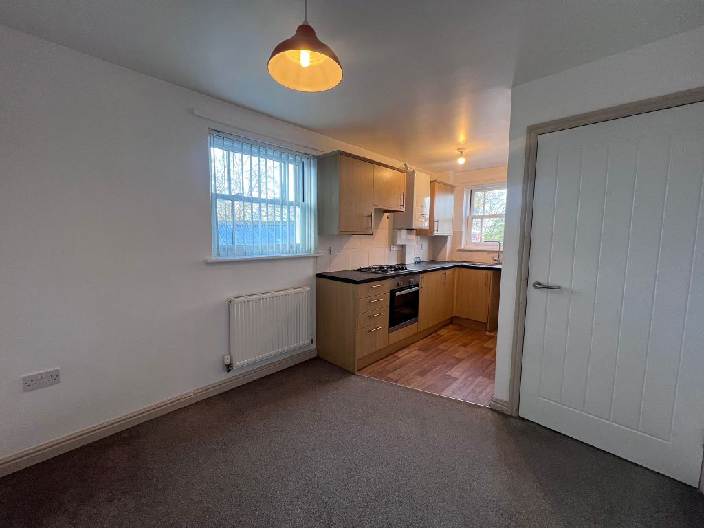 Property photo 3 of 8 Bedroom