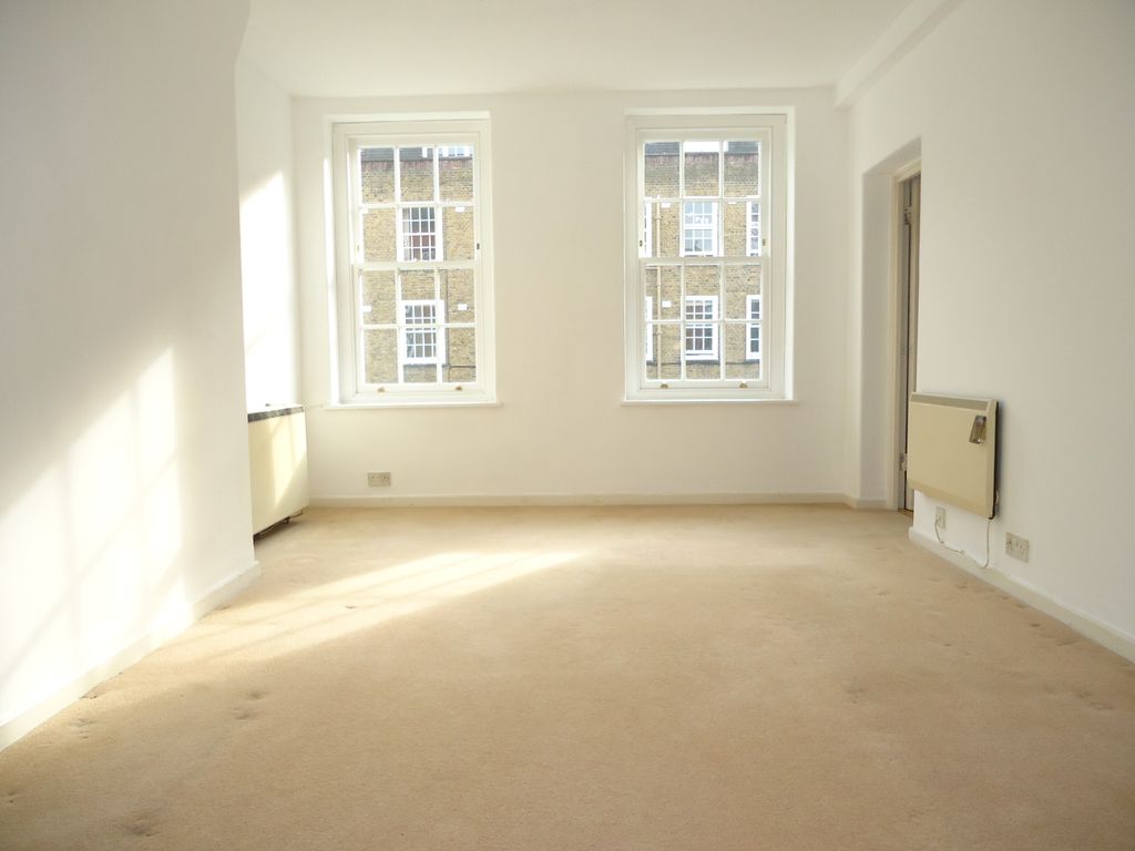 Property photo 2 of 7 Sw Living Room