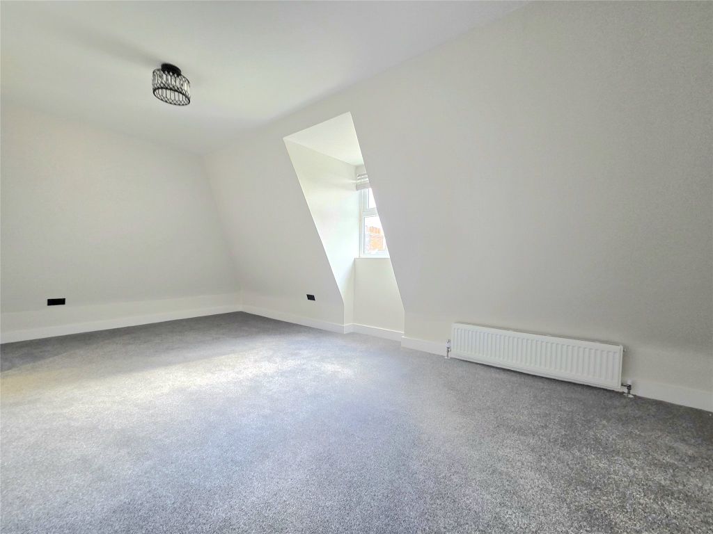 Property photo 3 of 8 Picture No. 13