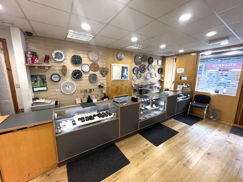 Property photo 3 of 8