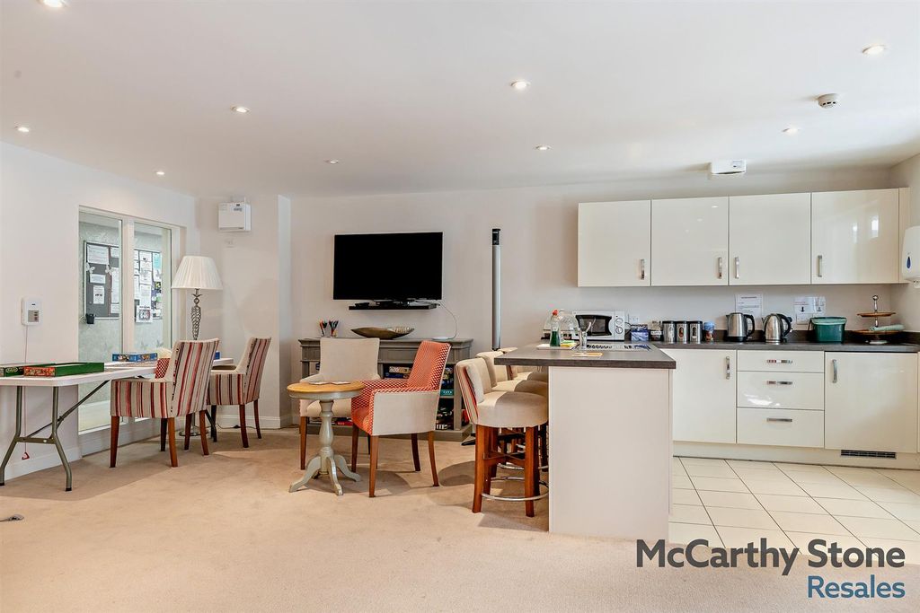 Additional image 16 of 1 bed flat for saleLe Jardin, Station Road, Letchworth Garden City SG6
