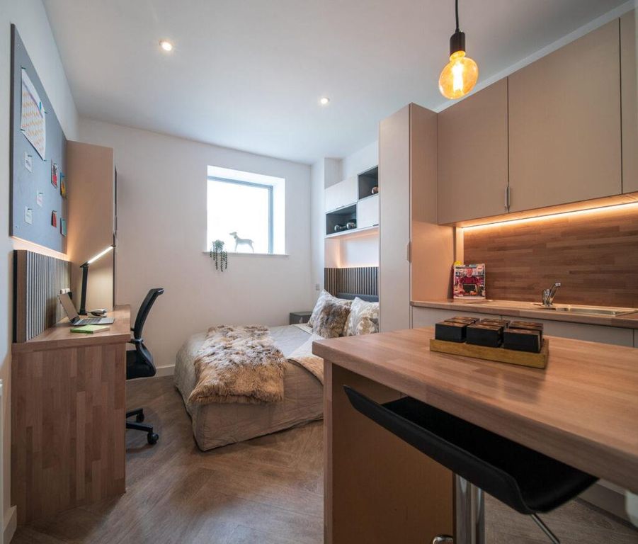 Property photo 3 of 6 Dsc01250-Scaled-E1728394498924-1024x873 (2).Jpg