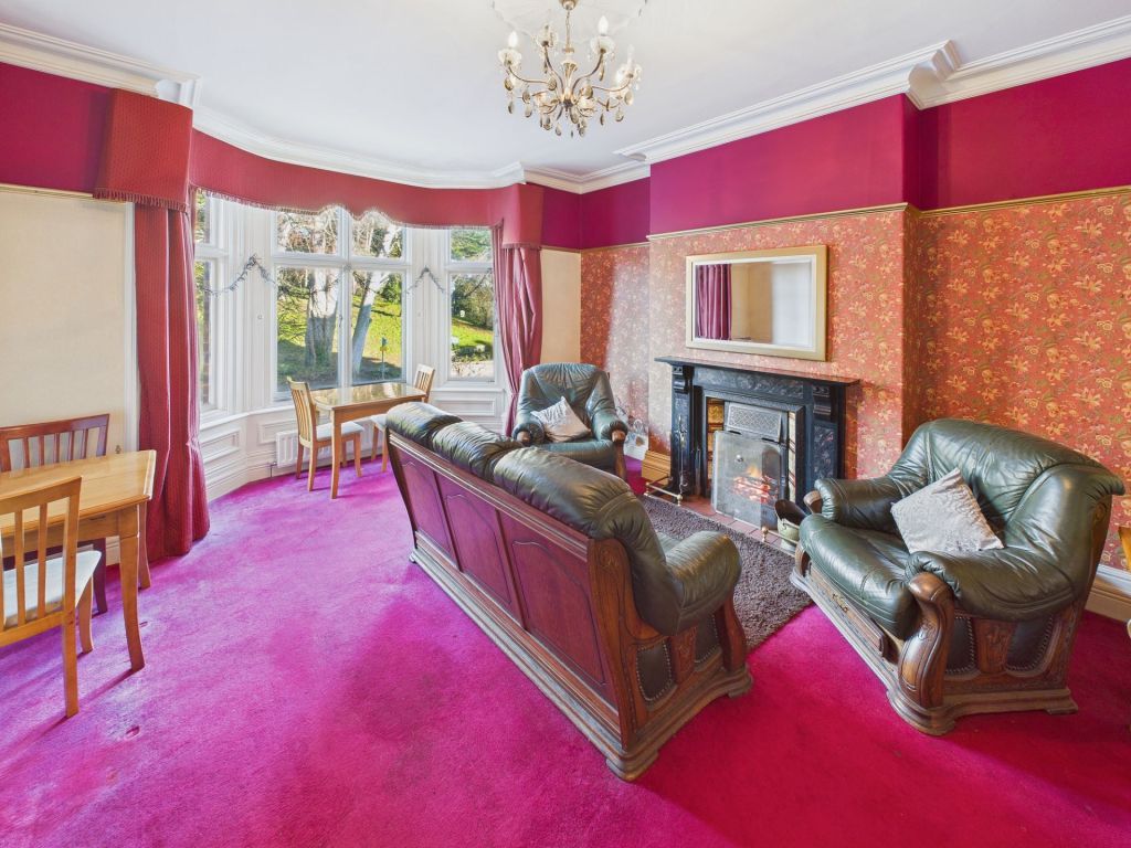 Property photo 2 of 29